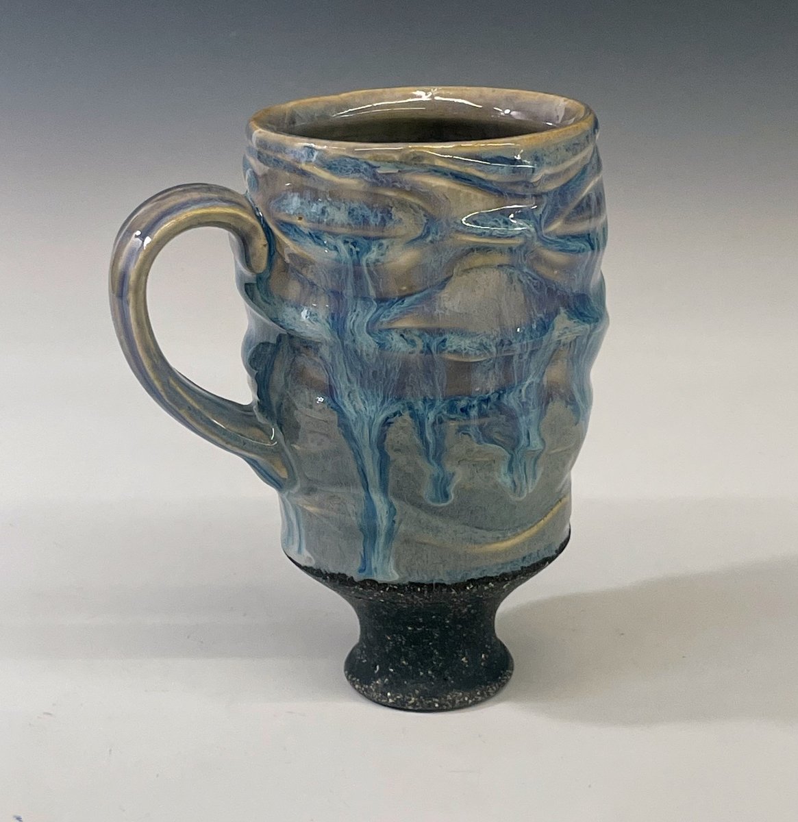 Waved Mug 