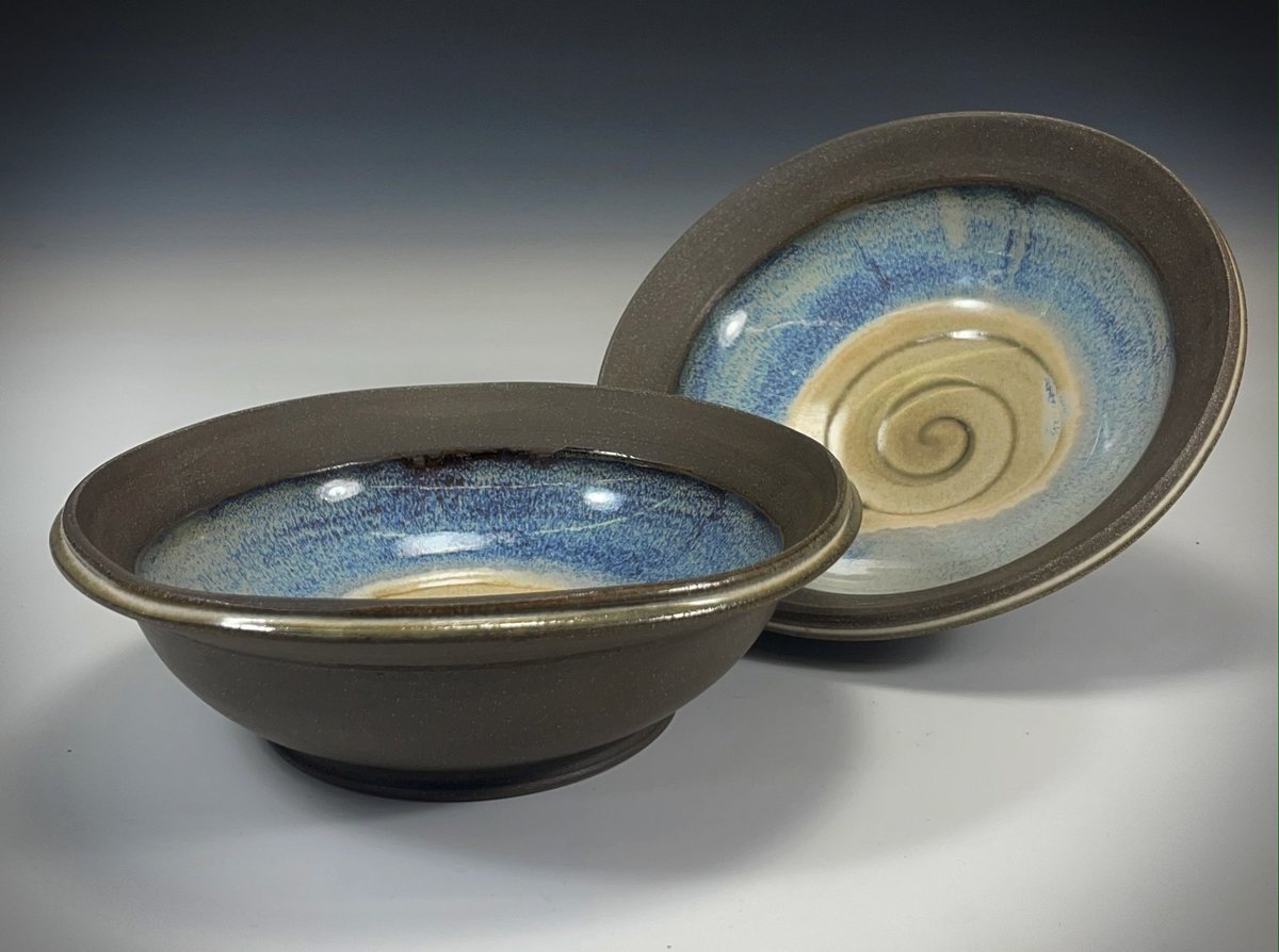 Dark Brown Waved Rim Bowl